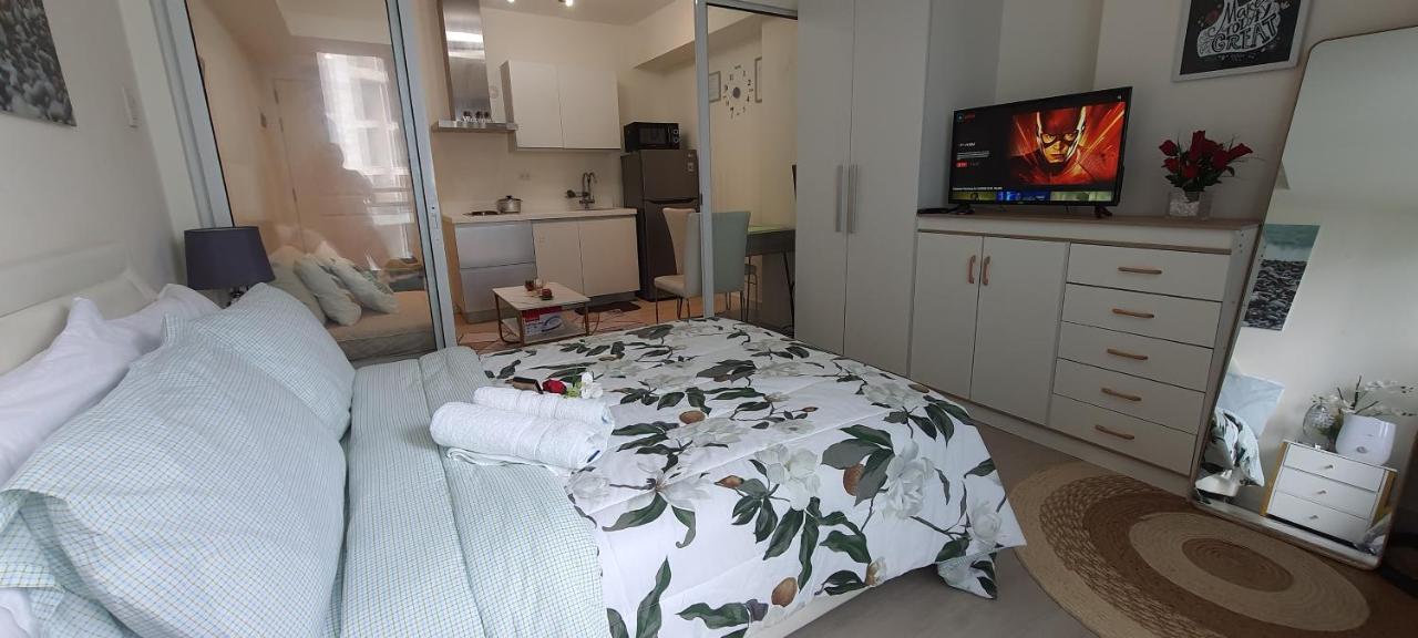 Paranaque City Jn Condotel The Azure Urban Resort Residences מראה חיצוני תמונה